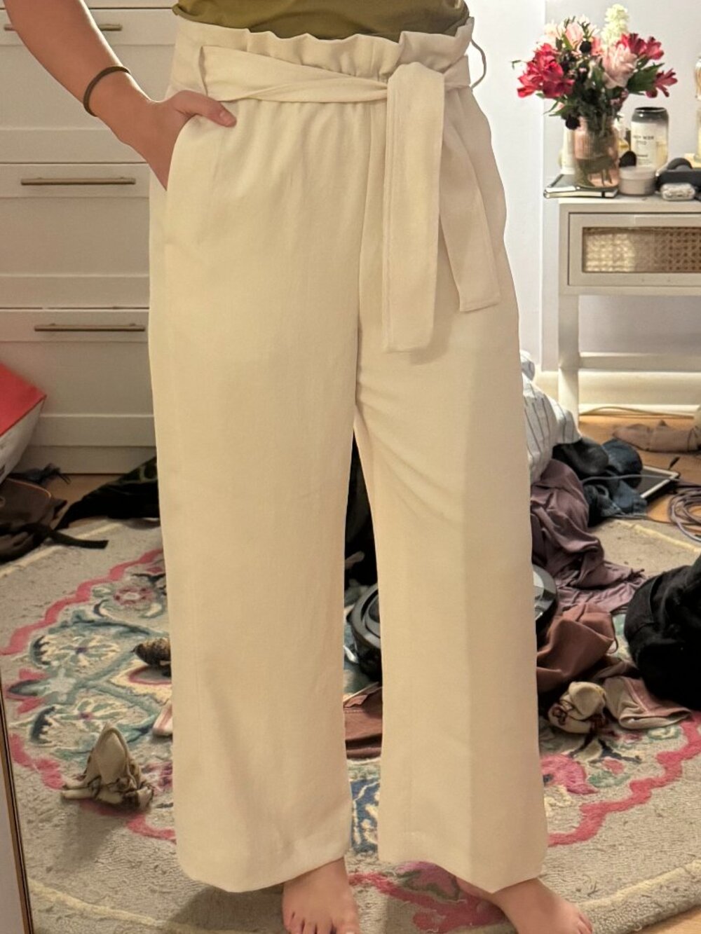 Aritzia Wilfred Tie Front Pants, Matte Pearl, Size 6